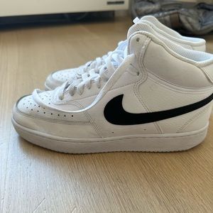 Nike Court Vision Mid